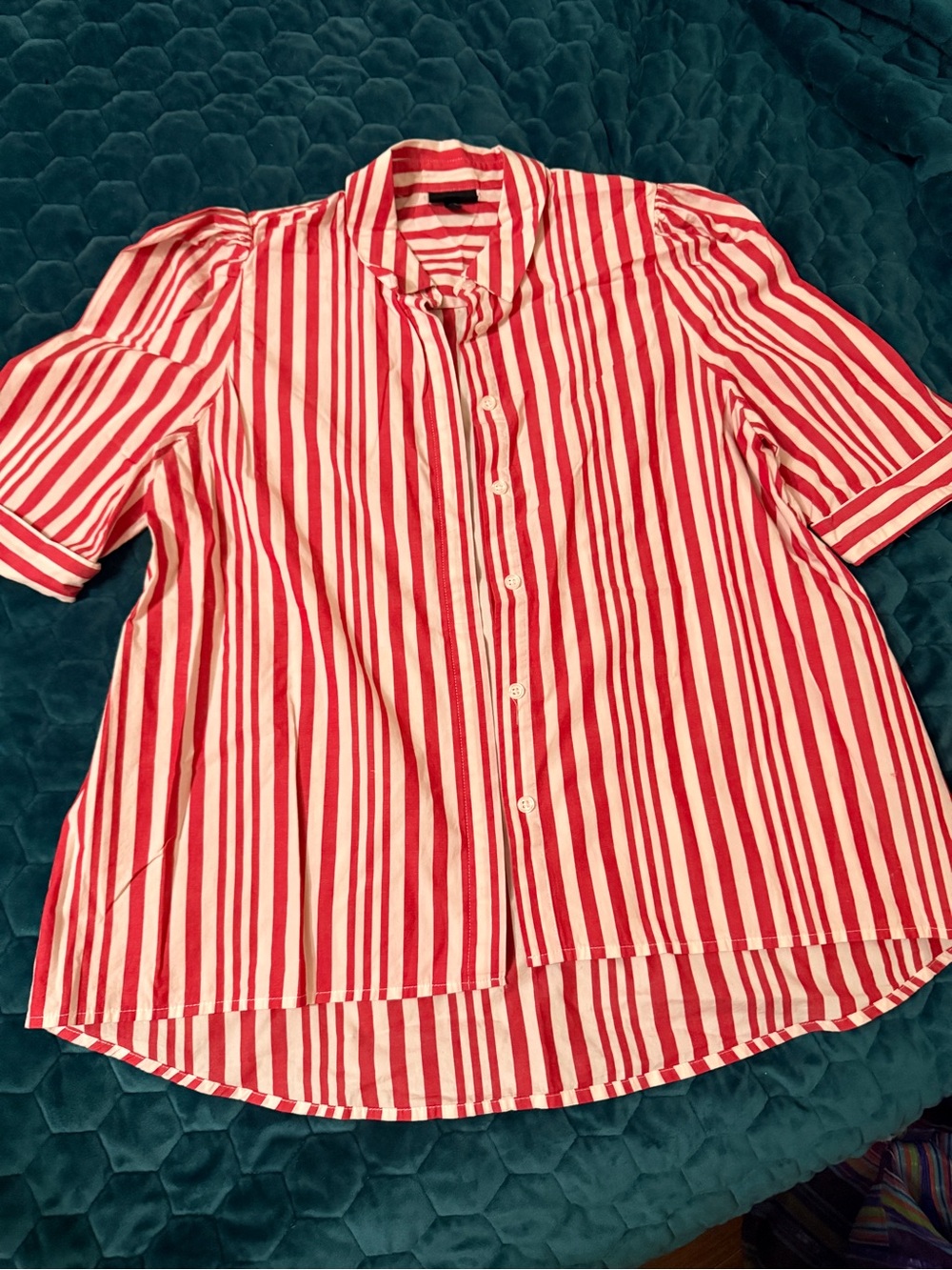 Who What Wear Red and White Striped Button-Up Blouse Short Sleeve Medium